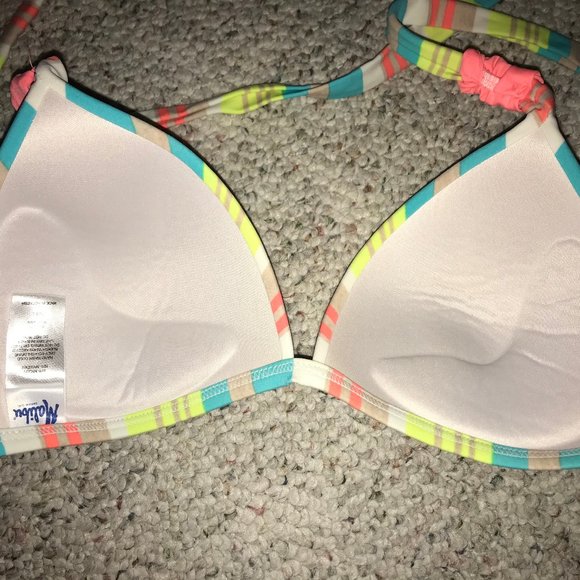 Multi-color Matching Bikini Top and Bottom - Picture 3 of 6